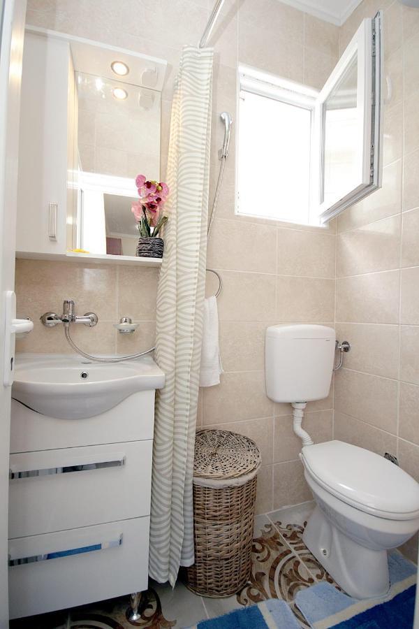 Ferienwohnung Studio Apartman Sveti Stefan Exterior foto