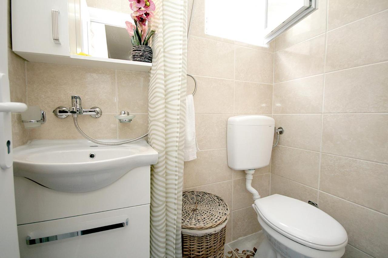 Ferienwohnung Studio Apartman Sveti Stefan Exterior foto
